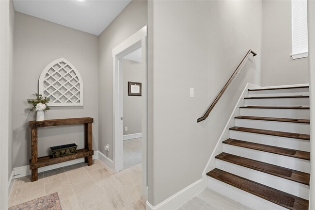 Building Photo - 2604 Bevis St