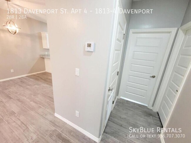 Foto del edificio - 1813 Davenport St