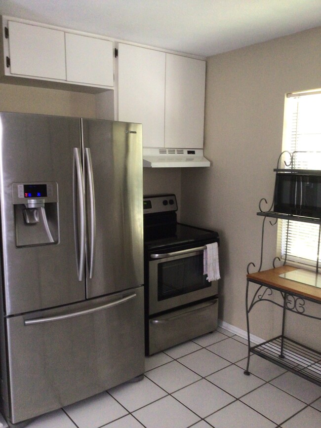 Updated appliances - 3130 Spring Green Dr