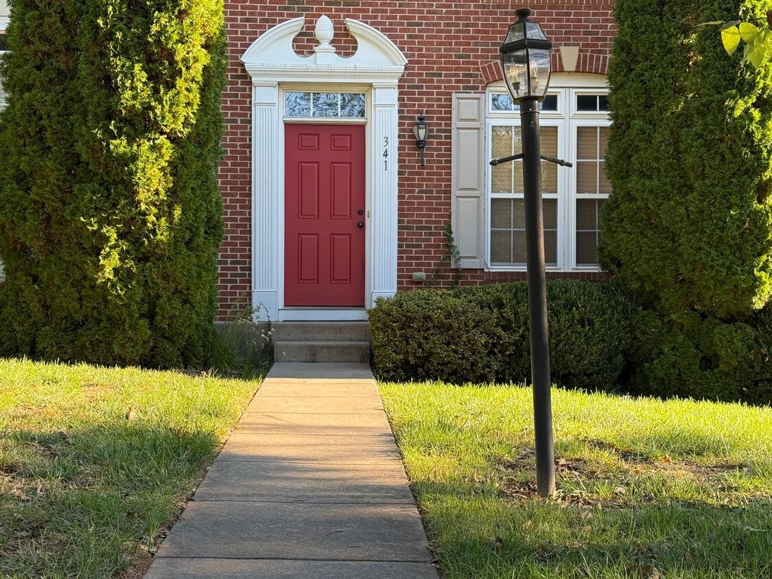 Building Photo - 341 Rolkin Rd