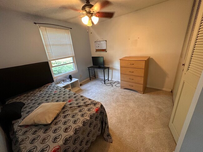 Foto del edificio - 7 Woodland Ct