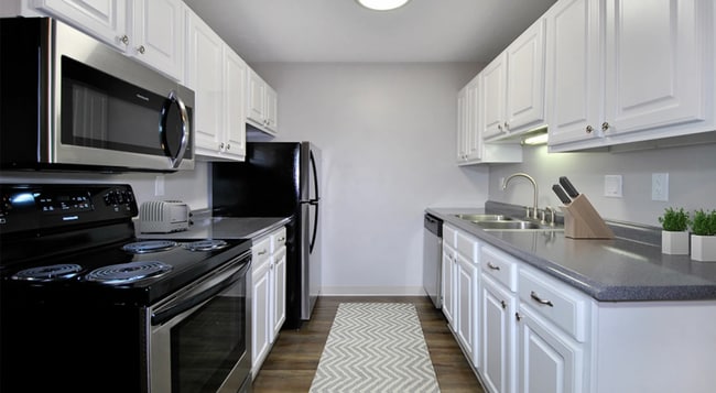 Interior Photo - Foote Hills Apartments - Grand Rapids, MI