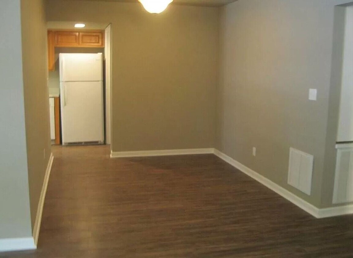 Primary Photo - 2 br, 2 bath House - 325 South 7 Street