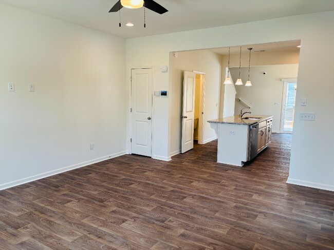 Foto del edificio - 13969 Clayborn St