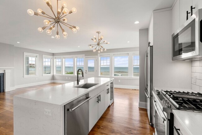 Building Photo - 176 Winthrop Shore Dr