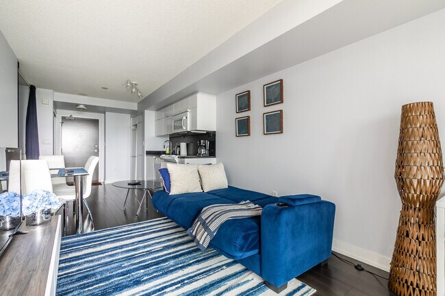 Building Photo - 21 Iceboat Terr