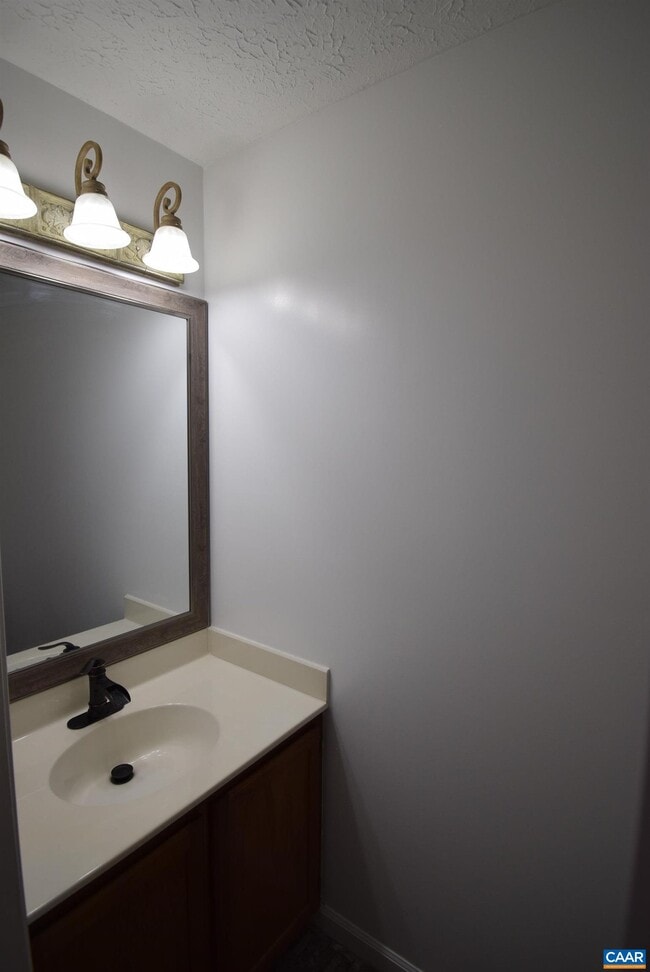 Foto del edificio - 3364 Dogwood Dr