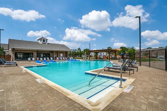 Foto del edificio - 935 Ponds Edge Ln