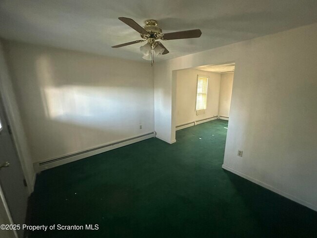 Foto del edificio - 74 W Chestnut St