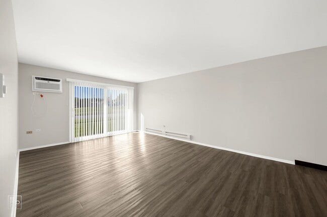 Building Photo - Orchard Estates Apartments