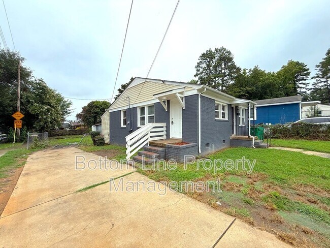 Building Photo - 1720 Jennings St