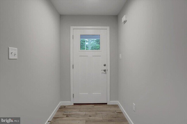 Building Photo - 11650 Airport Rd