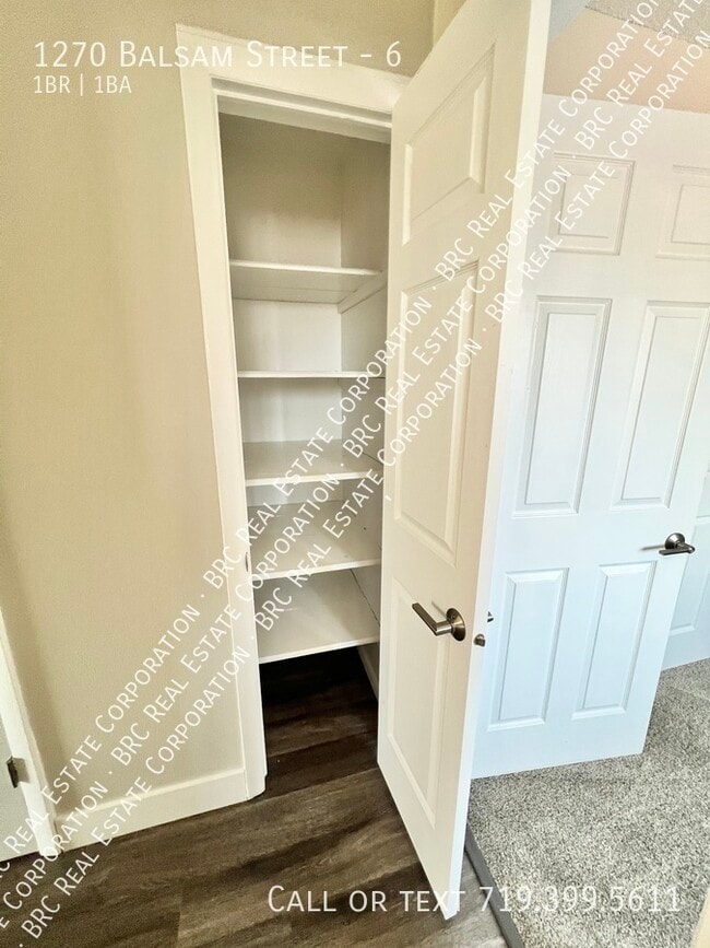 Building Photo - 1270 Balsam St