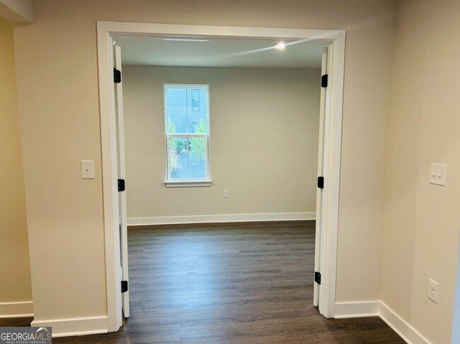 Foto del edificio - 420 Thatch Ter