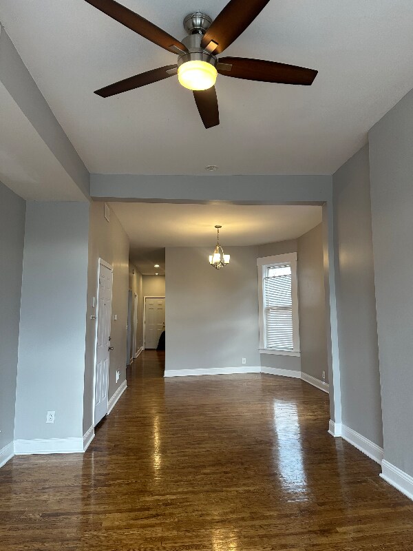 Foto principal - 6535 S Rhodes Ave