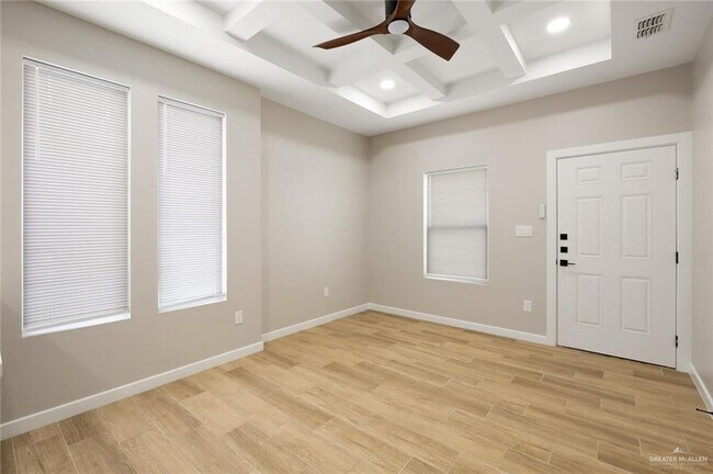 Foto del edificio - 17 San Jose Dr