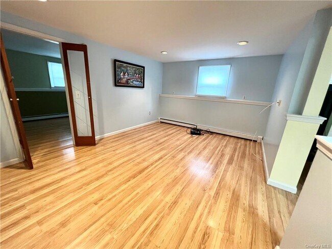 Foto del edificio - 56 Mountain View Rd