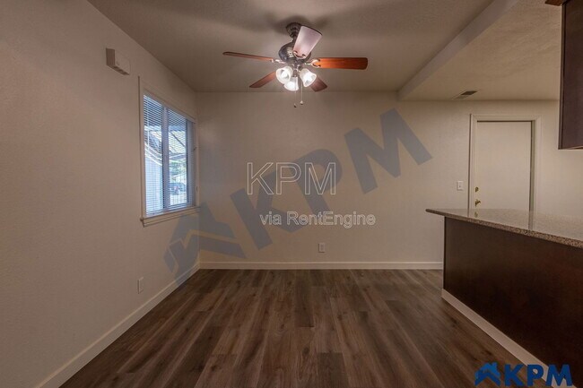 Building Photo - 2055 Pawnee Way