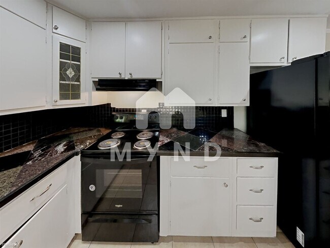 Foto del edificio - 3 br, 2 bath House - 1142 Edwards Lake Rd