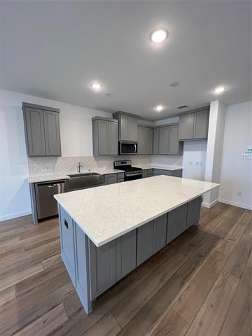 Foto del edificio - 1705 Dalhart Rd
