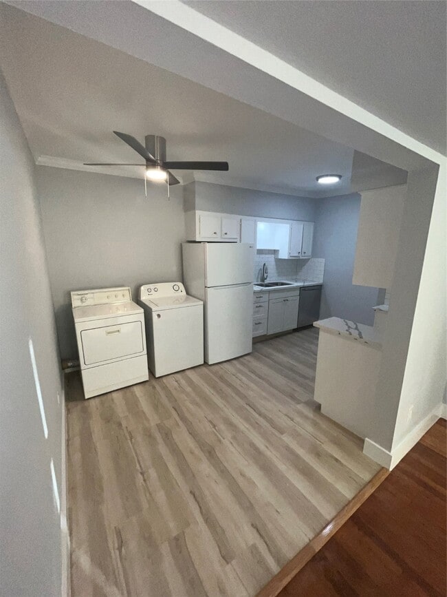 Foto del edificio - 1219 Autrey St