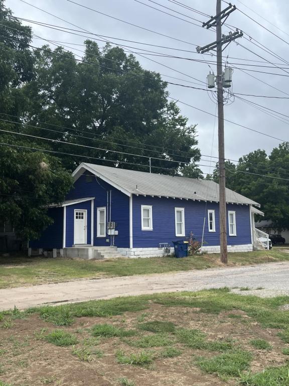 Building Photo - 113.5 E Elm Ave