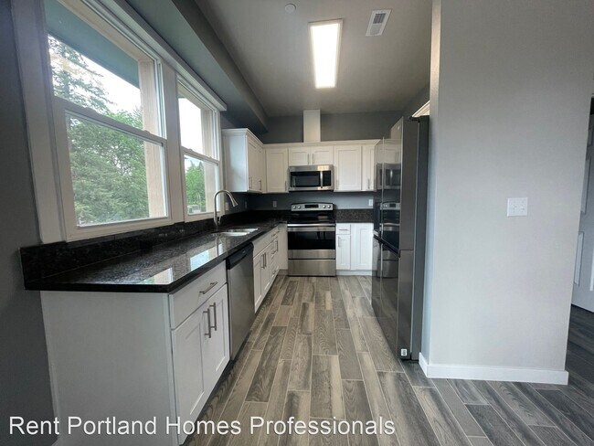 Building Photo - 3 br, 2 bath House - 169 NE 162nd Ave