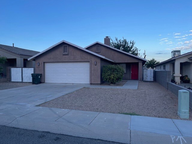 Foto principal - 3571 N Moore St