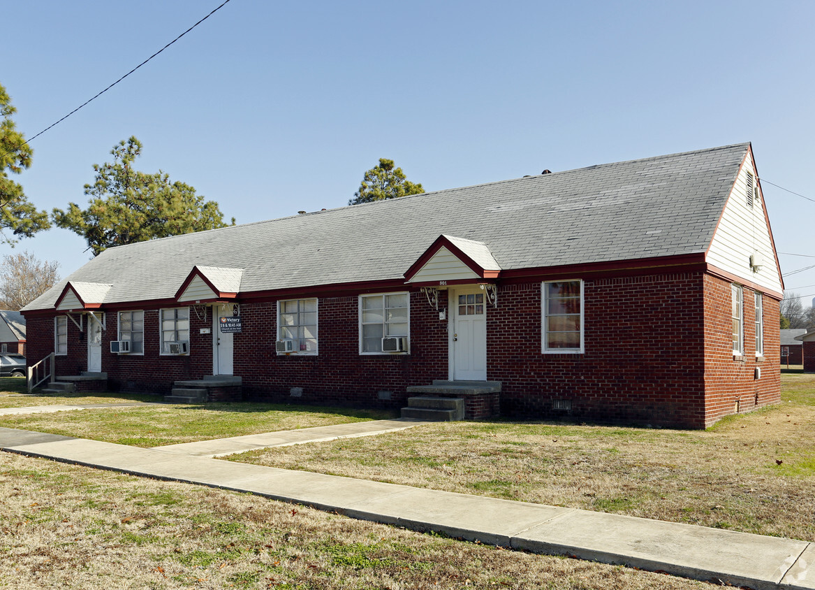 Primary Photo - Forrest Park and Avalon Apartments