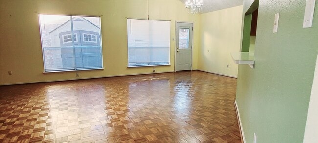 Building Photo - 16311 La Luna Dr