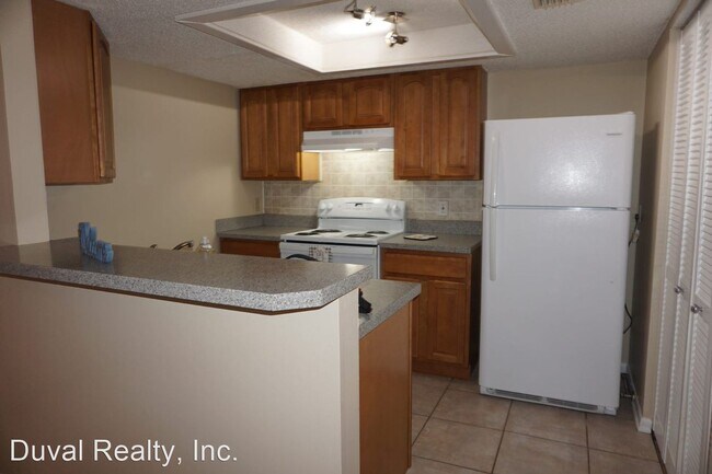 Building Photo - 3 br, 2.5 bath House - 8524 Colony Pine Ci...