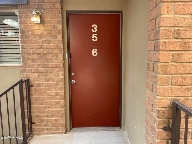 Foto del edificio - 4433 N Stanton St