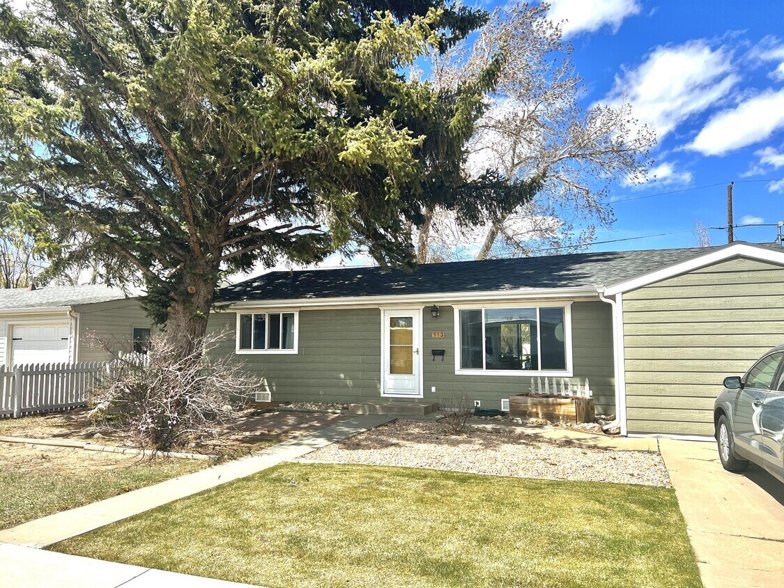 913 Fetterman Dr, Laramie, WY 82070 House Rental in Laramie, WY