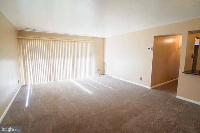 Foto del edificio - 10115 Prince Pl