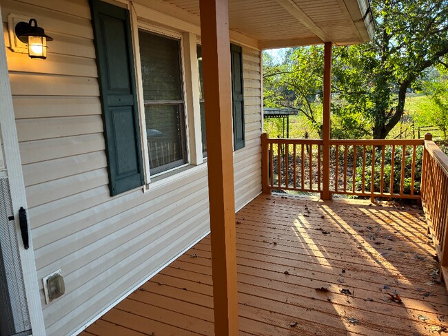 Foto del edificio - 0000. Dorsett Shoals Rd