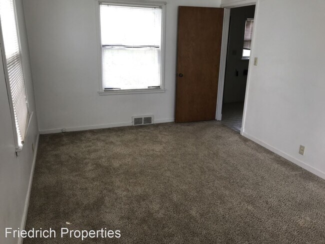 Building Photo - 1309 Roosevelt Ave