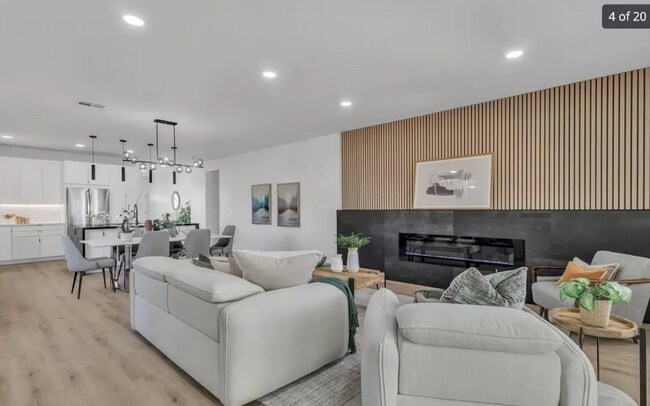 Building Photo - 4434 Verdiccio Ave