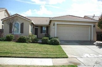 Building Photo - 1374 Bamboo St