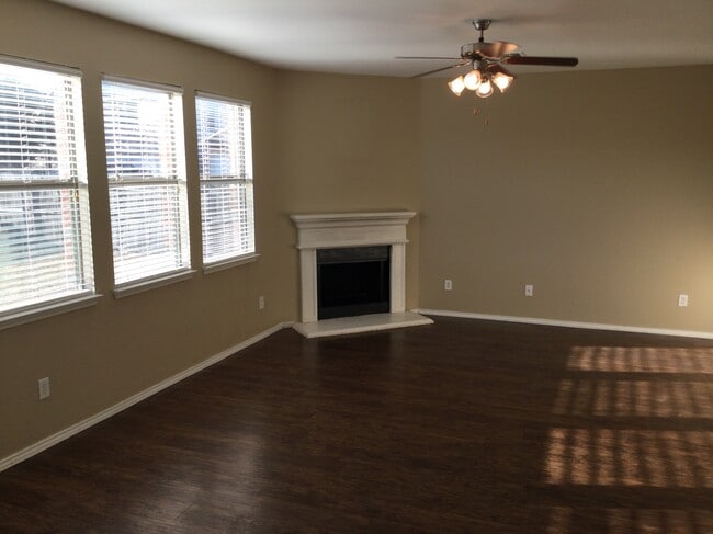 Building Photo - 8533 Cumberland Gap Drive