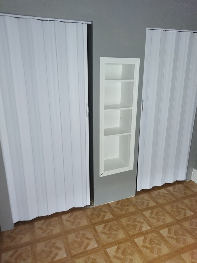 Building Photo - 268 Avenue C