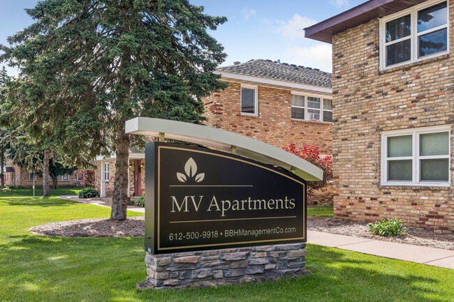 Building Photo - MV Apartments
