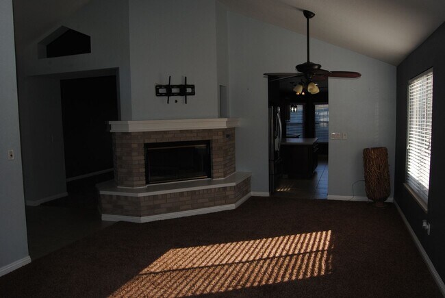 Foto del edificio - 9305 Brookstone Ct