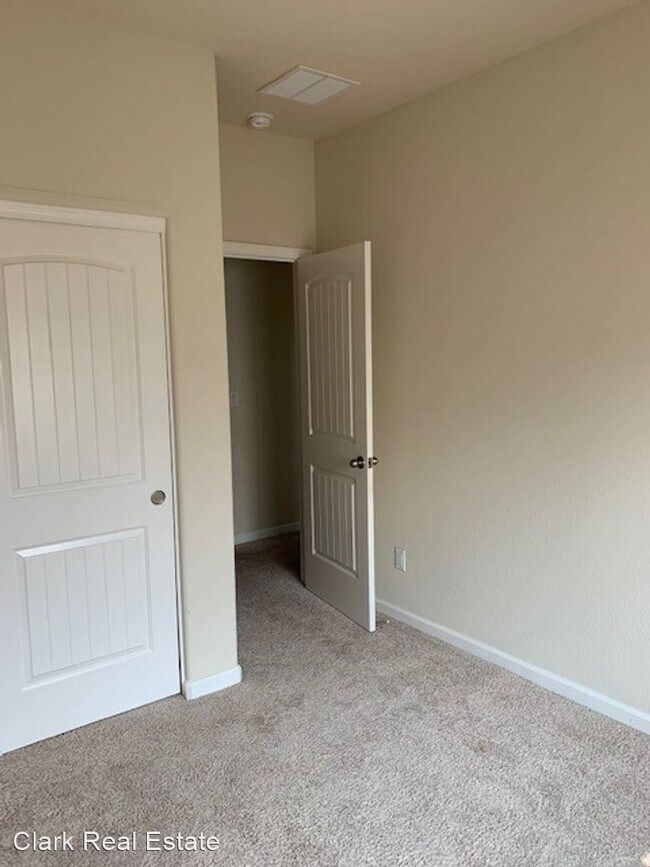 Building Photo - 3 br, 2 bath House - 17945 Sunset Peak Court