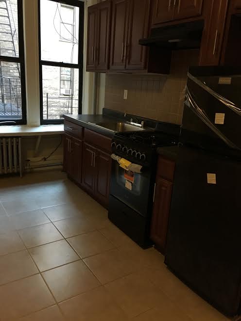 Primary Photo - 460 Ocean Ave