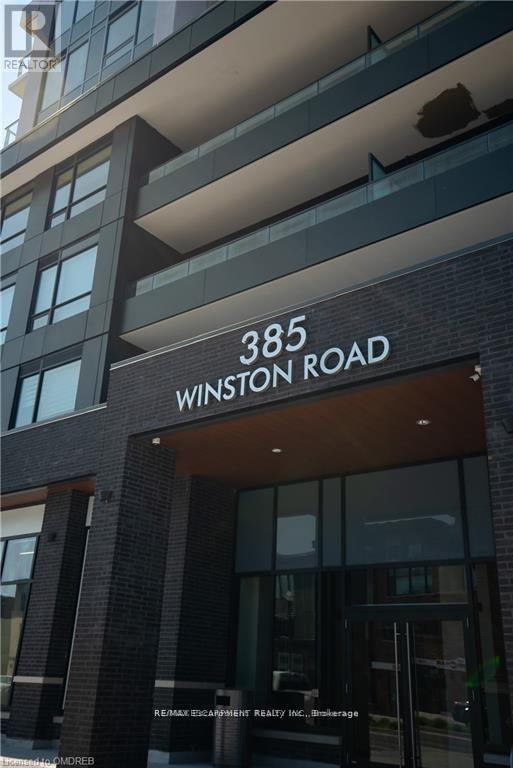 Photo principale - 385-385 Winston Rd