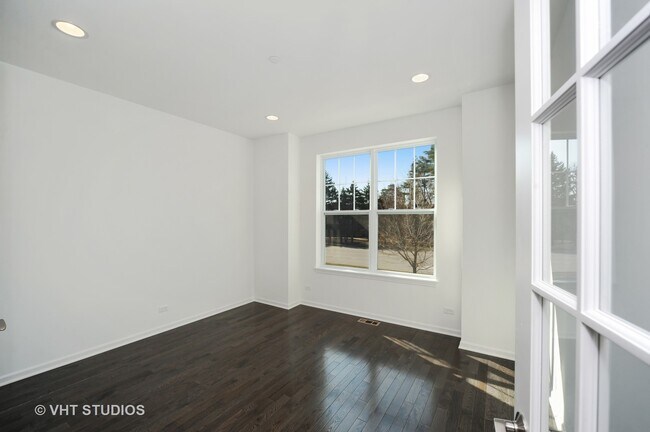 Building Photo - 1206 Danforth Ct