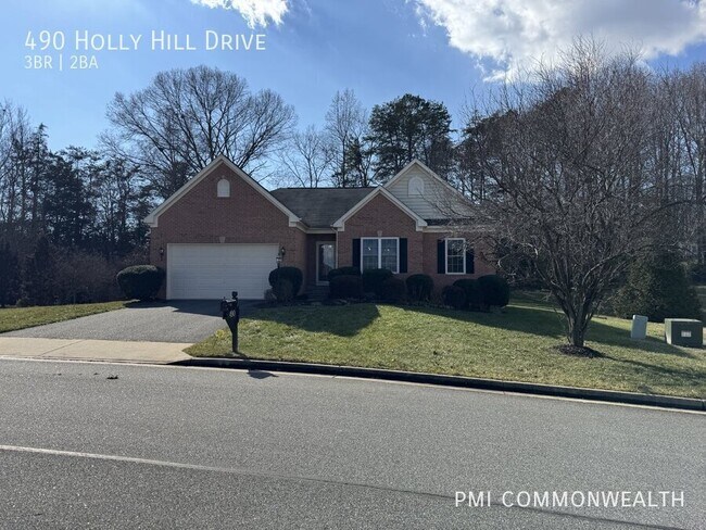 Foto del edificio - 490 Holly Hill Dr