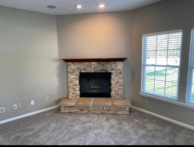 Building Photo - 12550 E 131st St