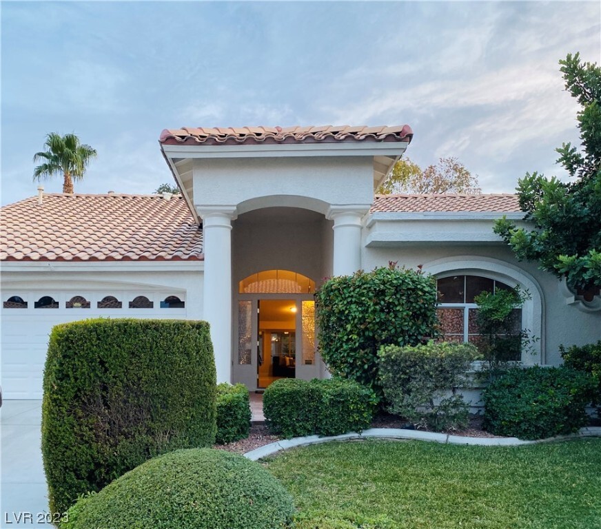 Primary Photo - 2409 Harlequin Cir