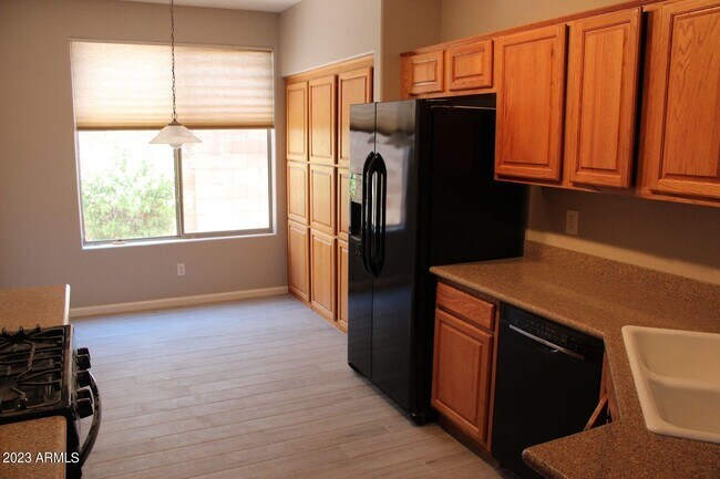 Foto del edificio - 18217 N 49th Pl